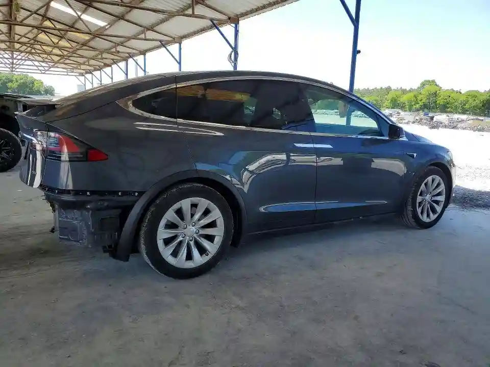 5YJXCDE27HF067005 2017 TESLA MODEL X-2