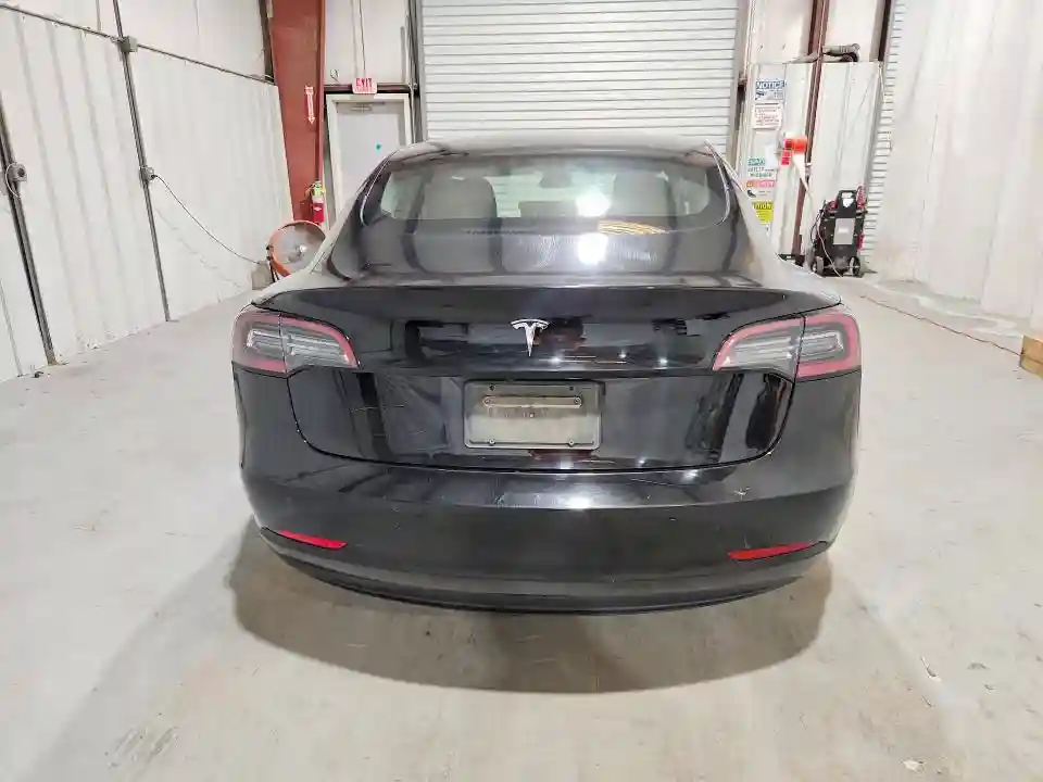5YJ3E1EA3NF371457 2022 TESLA MODEL 3-5