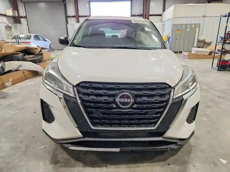 3N1CP5BV4PL470661 2023 NISSAN KICKS-4