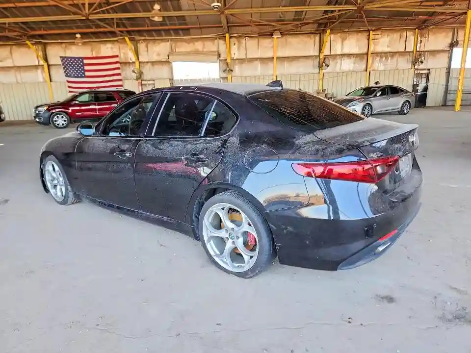 ZARFAMBN2K7600882 2019 ALFA ROMEO GIULIA-1