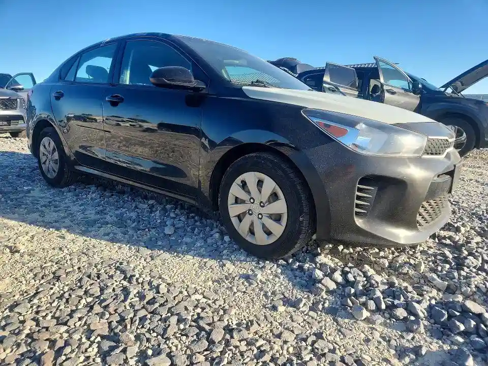 3KPA24AB1KE205892 2019 KIA RIO-3