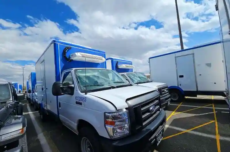 1FDWE3FK9PDD08532 2023 FORD ECONOLINE-1