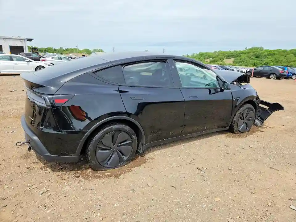 7SAYGDEE2TA470756 2026 TESLA MODEL Y-2