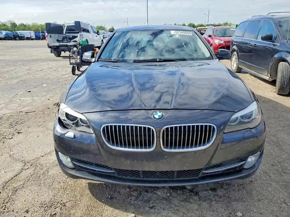 WBAFU7C53CDU56681 2012 BMW 5 SERIES-4