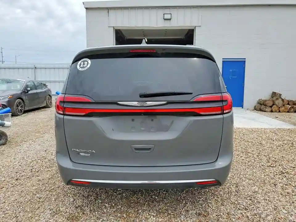 2C4RC1BG9NR206073 2022 CHRYSLER PACIFICA-5