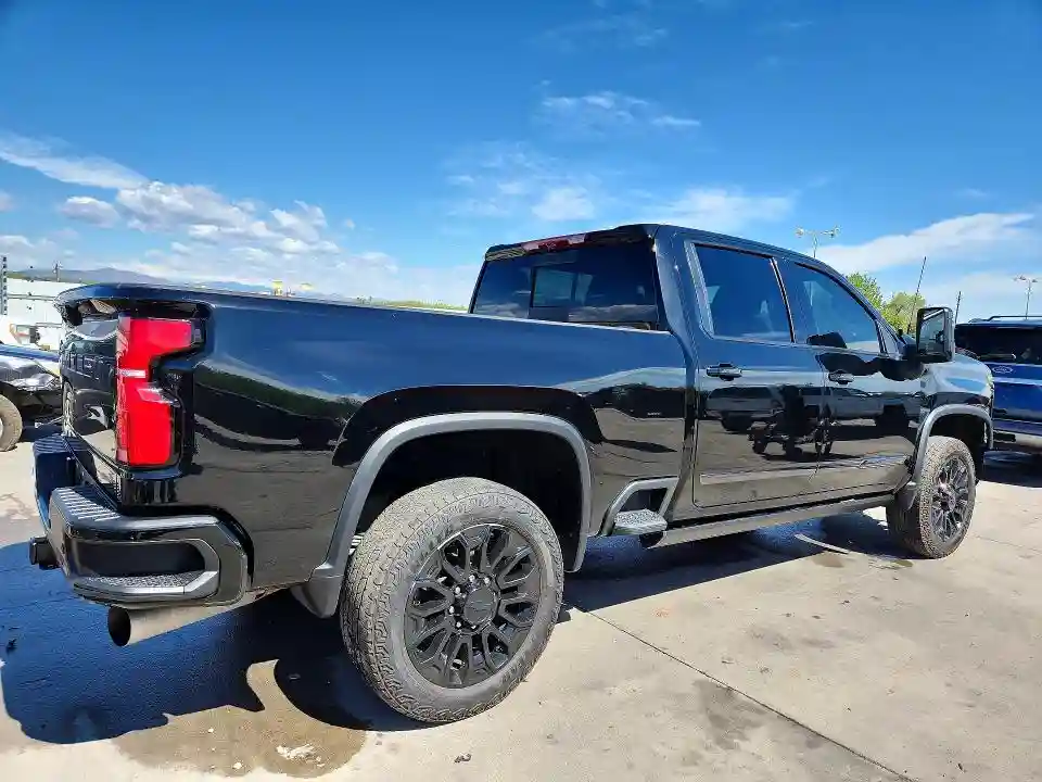 2GC4YREY0R1228028 2024 CHEVROLET SILVERADO-2