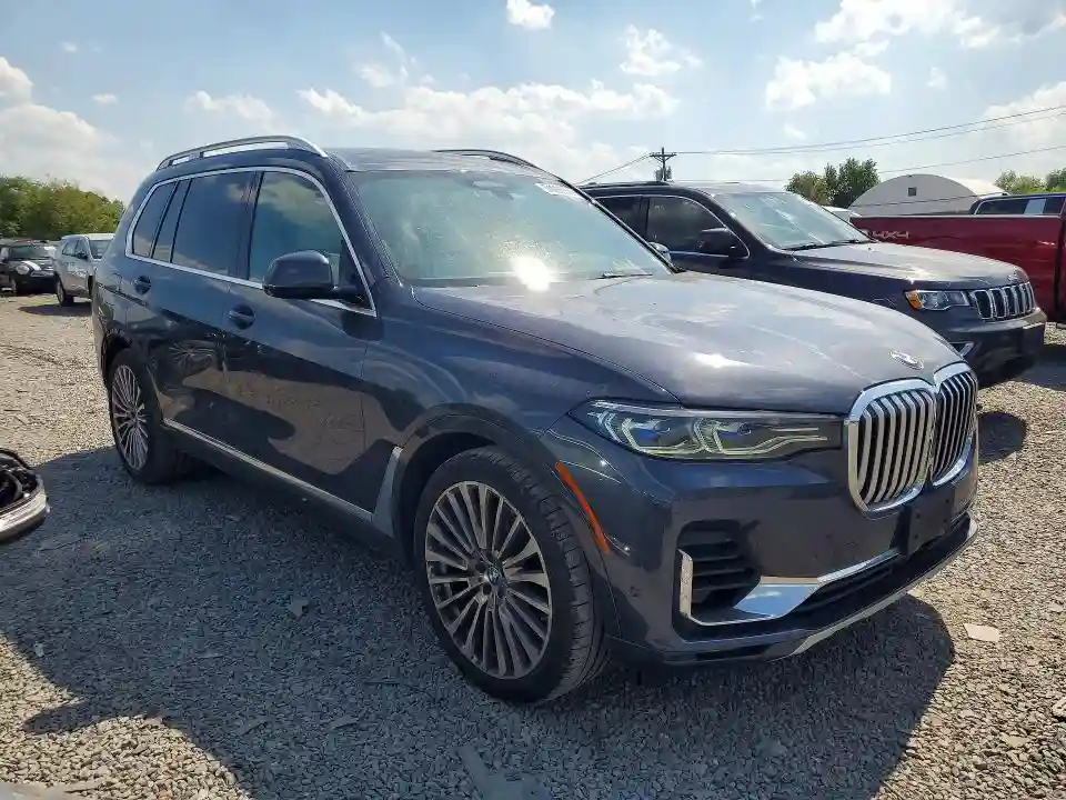 5UXCX4C54KLB39851 2019 BMW X7-3