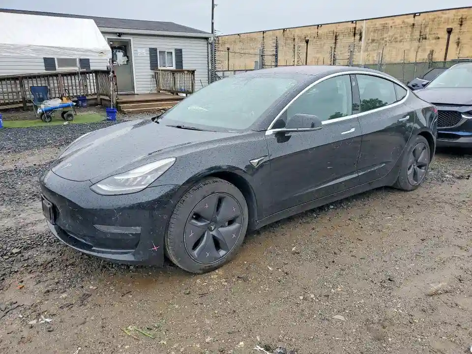 5YJ3E1EA3KF306250 2019 TESLA MODEL 3-0