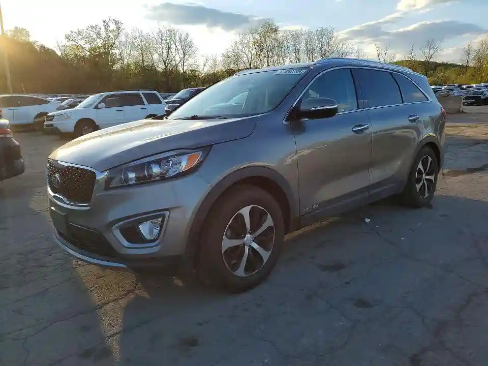 5XYPHDA58JG422246 2018 KIA SORENTO-0