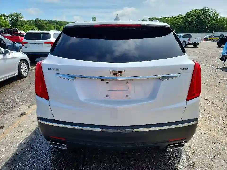 1GYKNBRS6HZ289199 2017 CADILLAC XT5-5