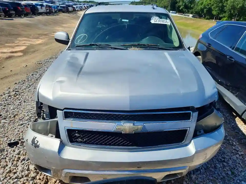 1GNSCJE02BR331988 2011 CHEVROLET SUBURBAN-4