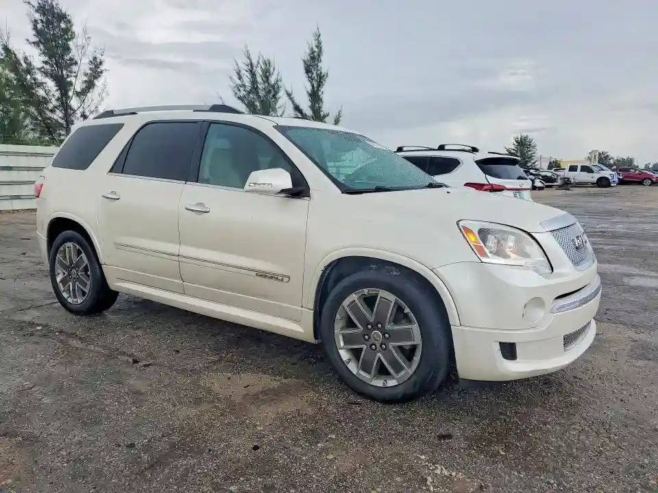1GKKRTED1BJ391348 2011 GMC ACADIA DEN-3