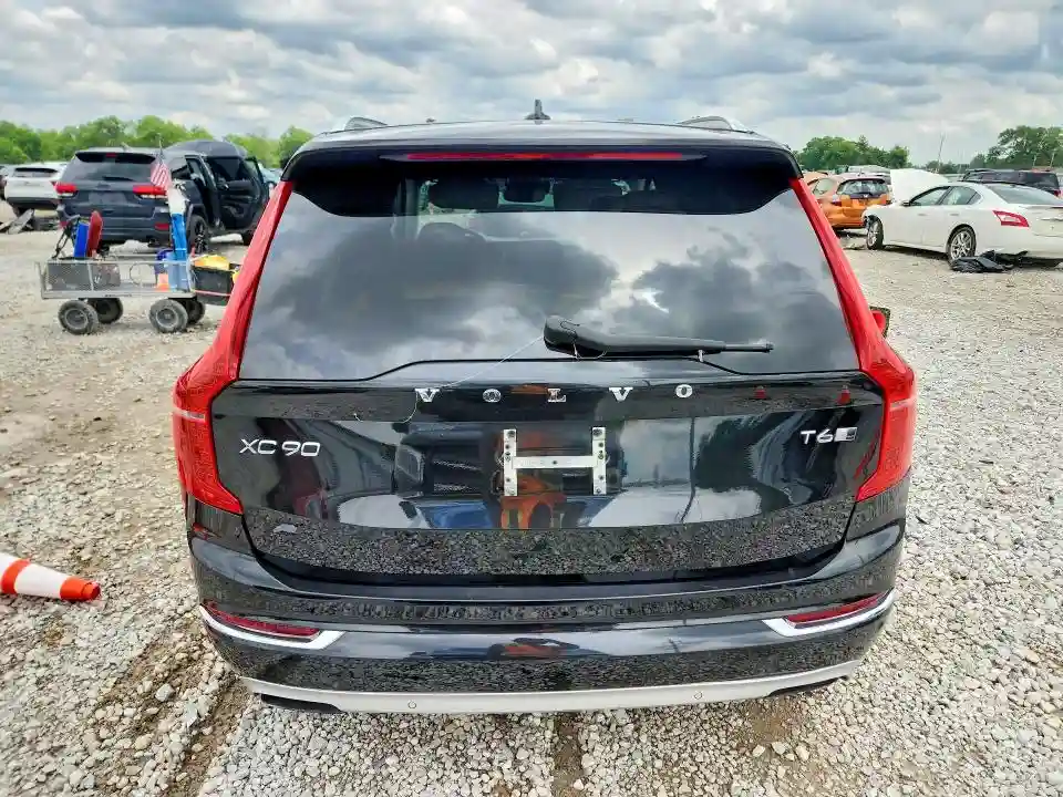 YV4A22PL2G1001288 2016 VOLVO XC90-5