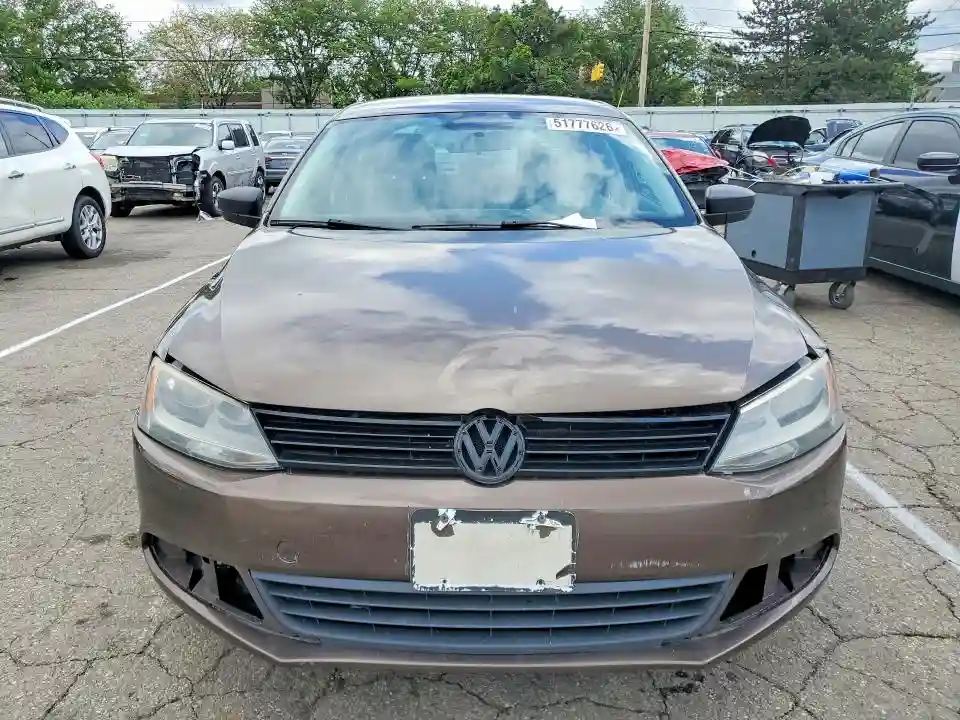 3VW2K7AJ7EM213788 2014 VOLKSWAGEN JETTA-4