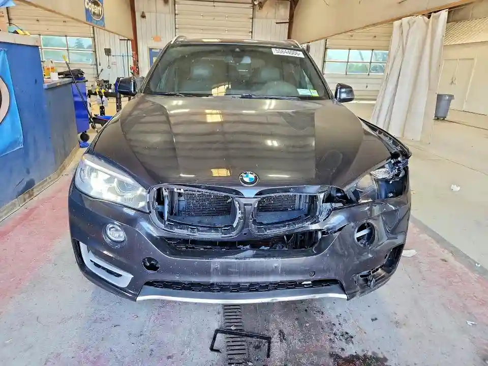 5UXKR0C50J0X86632 2018 BMW X5-4