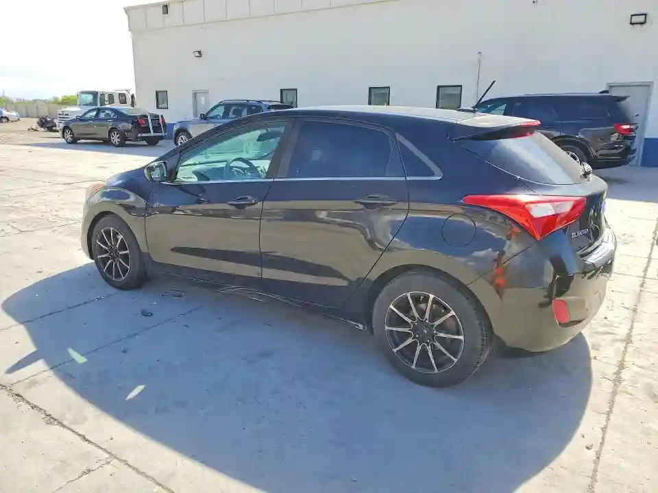 KMHD35LHXGU335871 2016 HYUNDAI ELANTRA-1