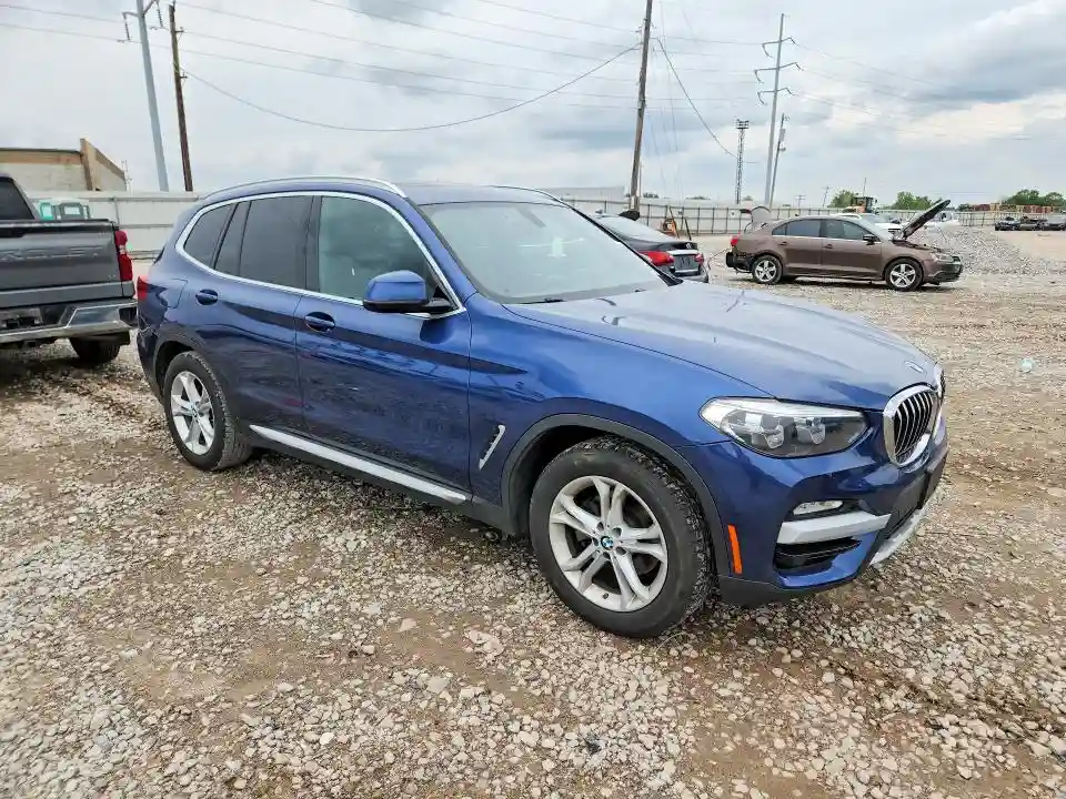 5UXTR9C57JLD71852 2018 BMW X3-3