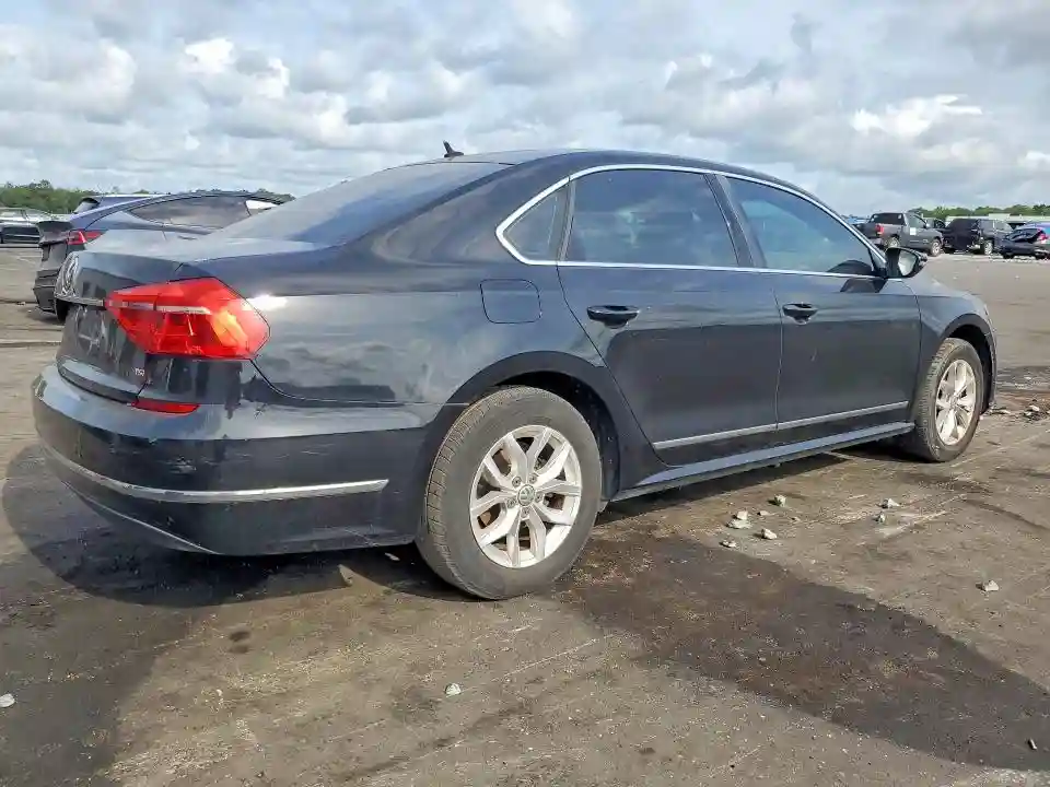 1VWAS7A39GC035562 2016 VOLKSWAGEN PASSAT-2