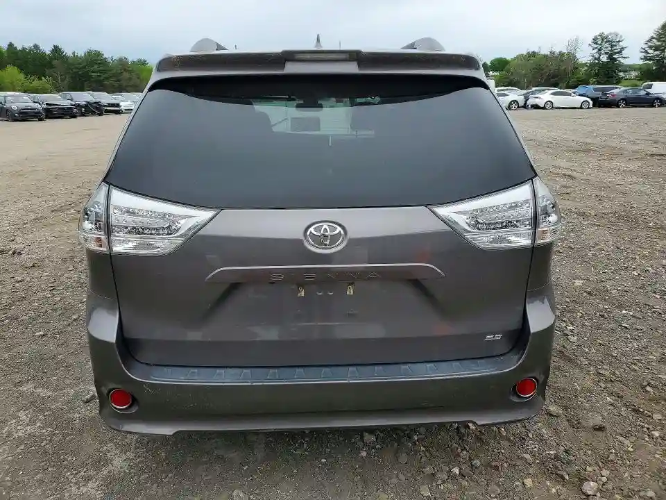 5TDXZ3DC1JS931101 2018 TOYOTA SIENNA-5