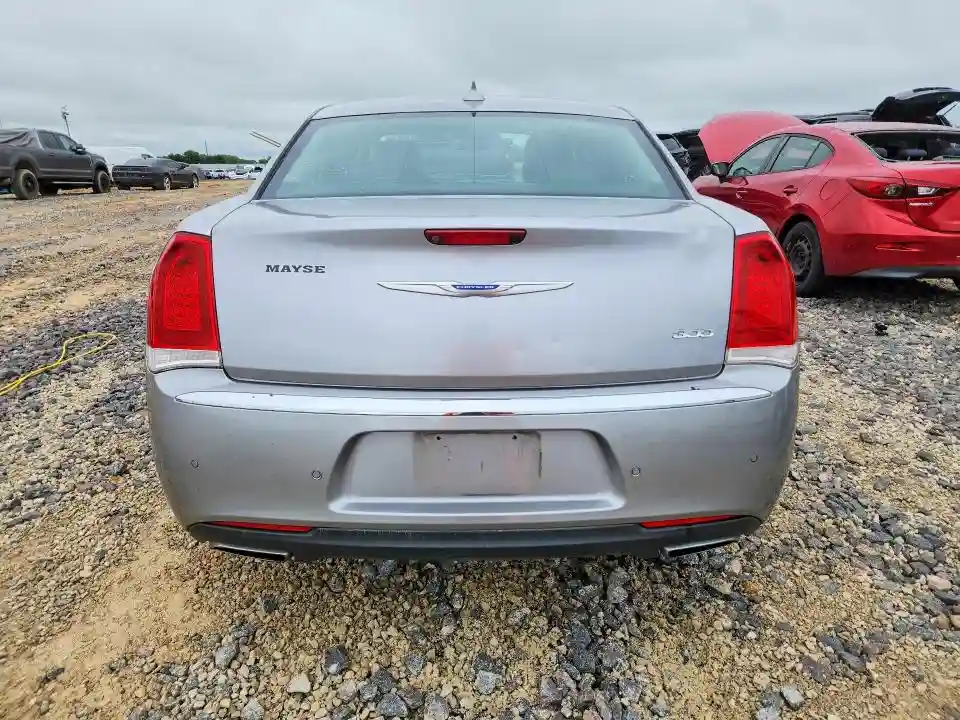 2C3CCAEG5JH262047 2018 CHRYSLER 300-5