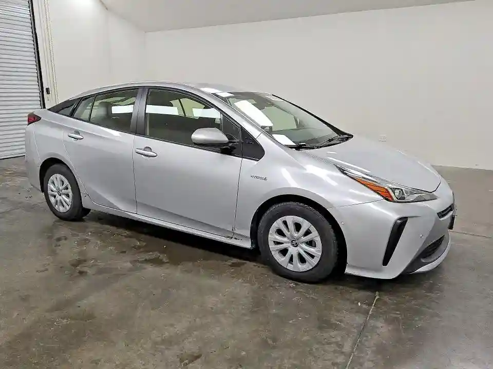 JTDKARFU3K3086863 2019 TOYOTA PRIUS-3