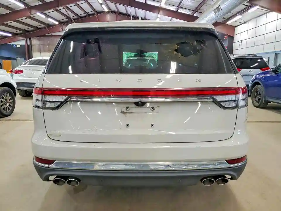 5LM5J7XC0LGL22430 2020 LINCOLN AVIATOR-5