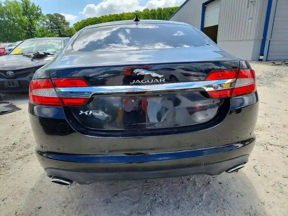 SAJWA0FS5FPU50762 2015 JAGUAR XF-5