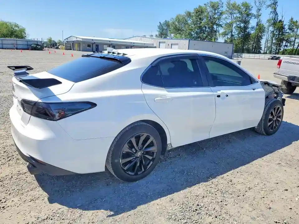 4T1R11AK1NU073772 2022 TOYOTA CAMRY-2