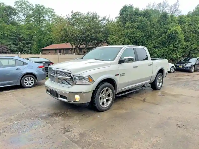 1C6RR7NM9JS254451 2018 RAM 1500-1