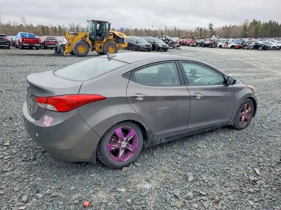 5NPDH4AE6DH154278 2013 HYUNDAI ELANTRA-2