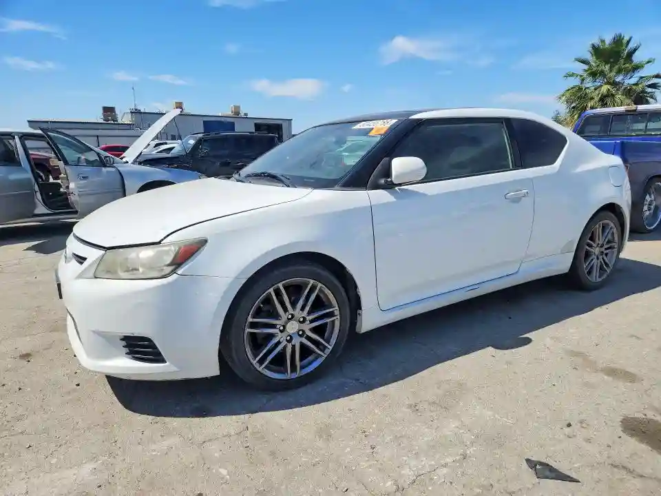 JTKJF5C79C3036922 2012 SCION TC-0