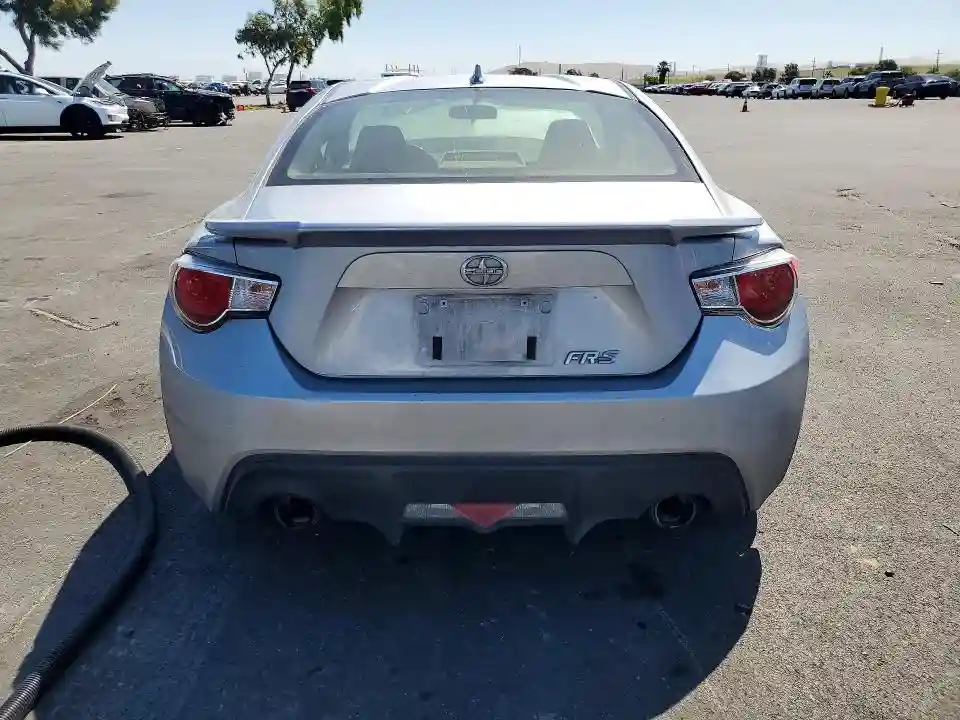 JF1ZNAA15F9713105 2015 SCION FRS-5