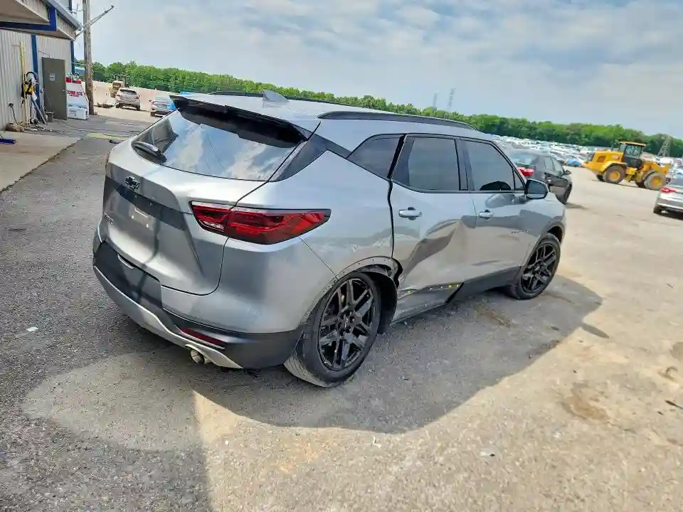 3GNKBCR42PS207798 2023 CHEVROLET BLAZER-2