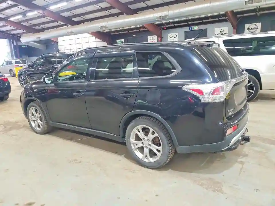 JA4AZ3A37FZ002542 2015 MITSUBISHI OUTLANDER-1