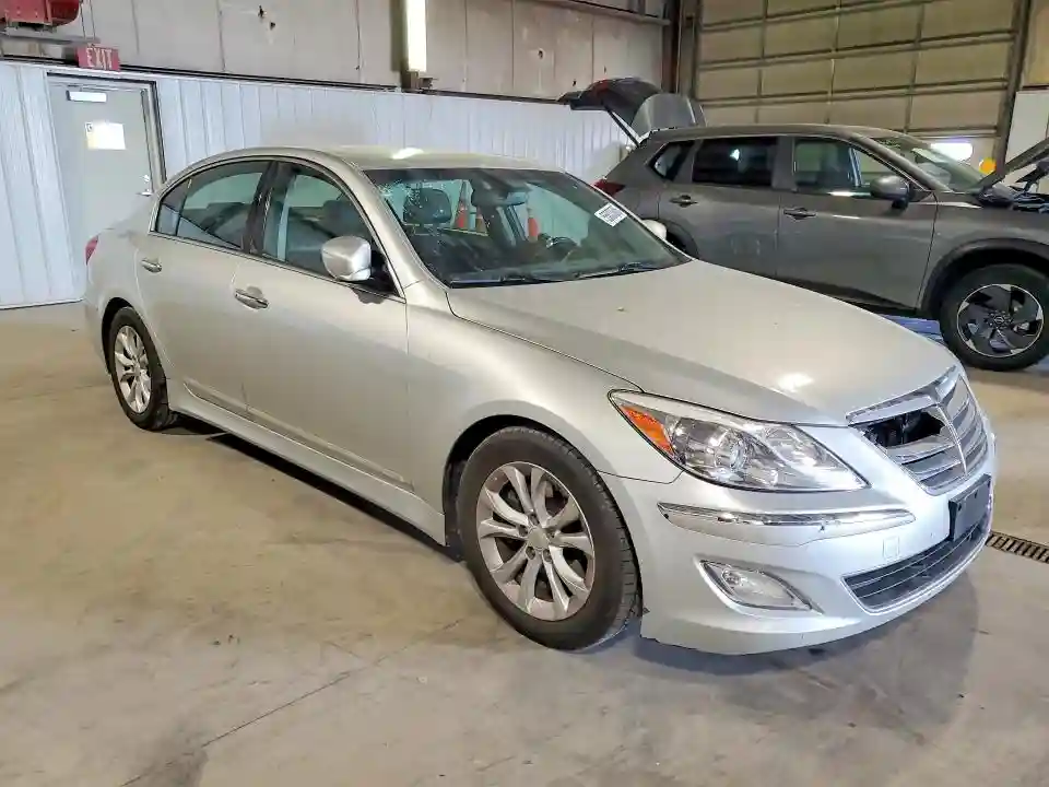 KMHGC4DD7DU248136 2013 HYUNDAI GENESIS-3