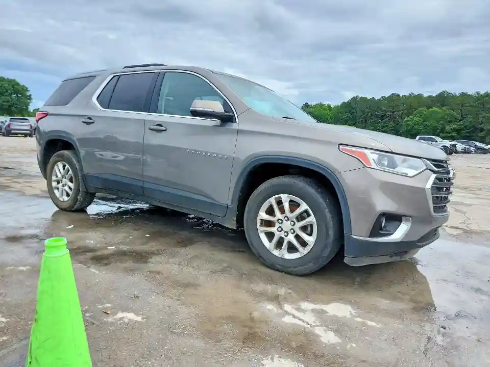 1GNERGKW4JJ267215 2018 CHEVROLET TRAVERSE-3