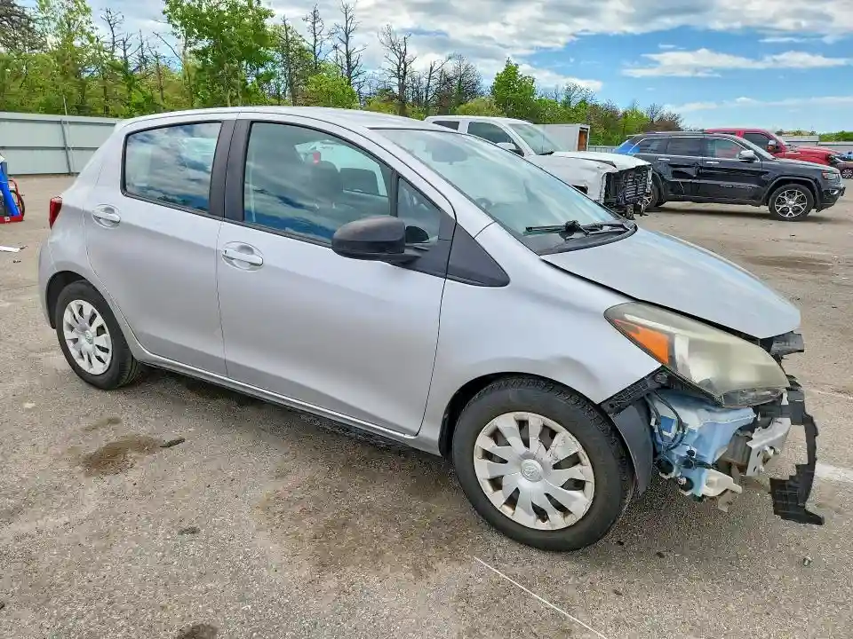 VNKKTUD34FA027515 2015 TOYOTA YARIS-3