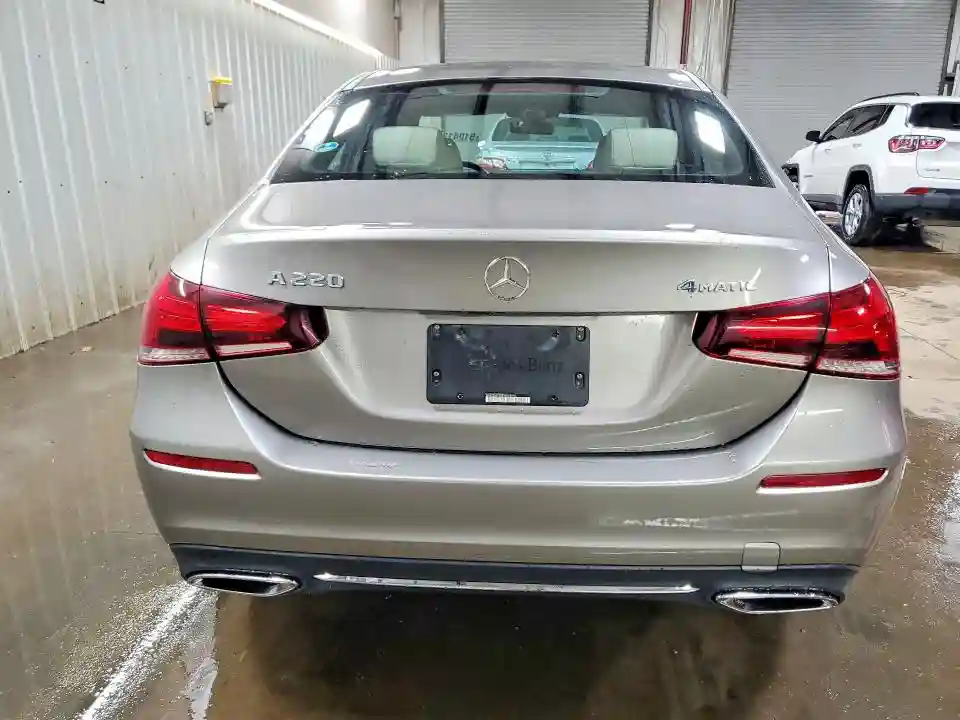WDD3G4FB5KW018945 2019 MERCEDES-BENZ A-CLASS-5