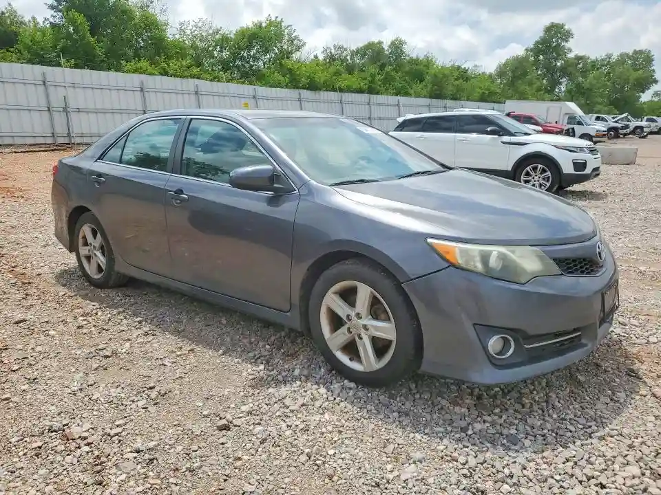 4T1BF1FK4EU404601 2014 TOYOTA CAMRY-3