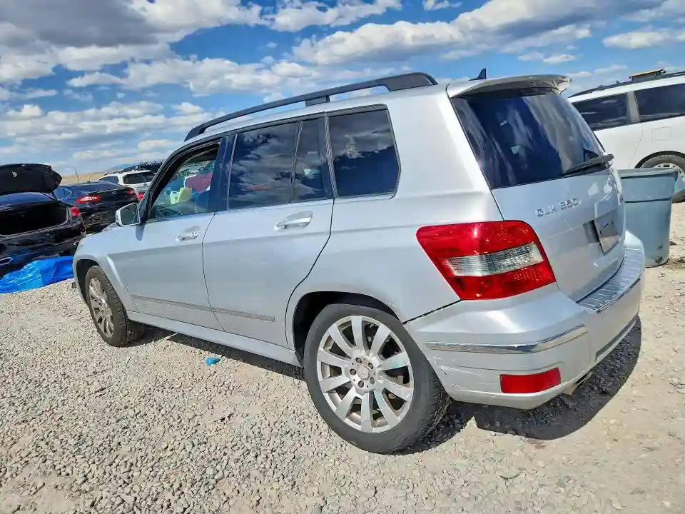 WDCGG8HB1BF614967 2011 MERCEDES-BENZ GLK-CLASS-1