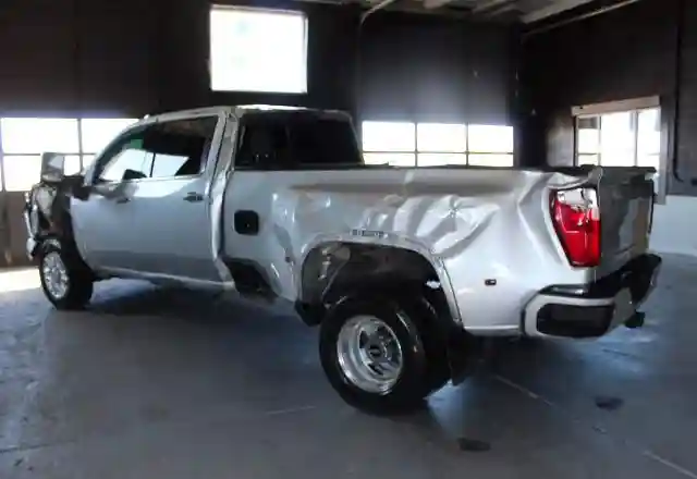 1GC4YVEY8NF270409 2022 CHEVROLET SILVERADO-3