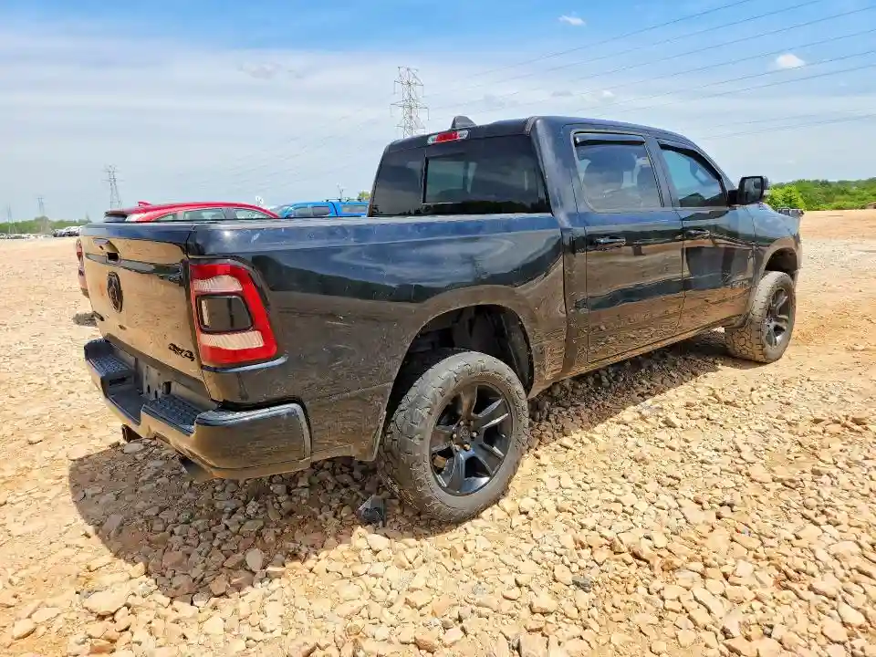 1C6SRFFT6MN513112 2021 RAM 1500-2