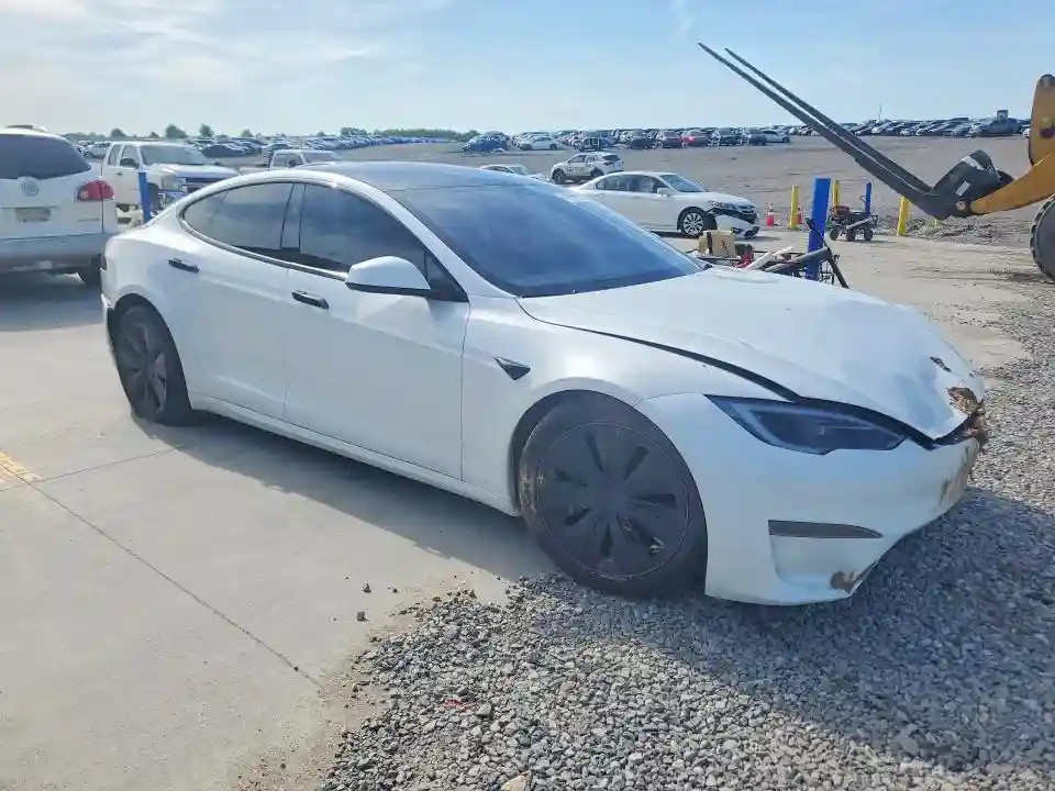 5YJSA1E51SF549887 2025 TESLA MODEL S-3