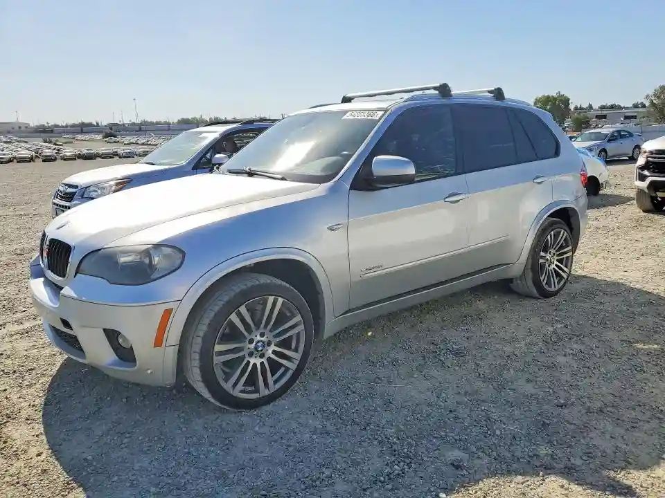 5UXZV4C50BL407713 2011 BMW X5-0