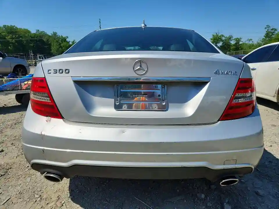 WDDGF8AB9DR300882 2013 MERCEDES-BENZ C-CLASS-5