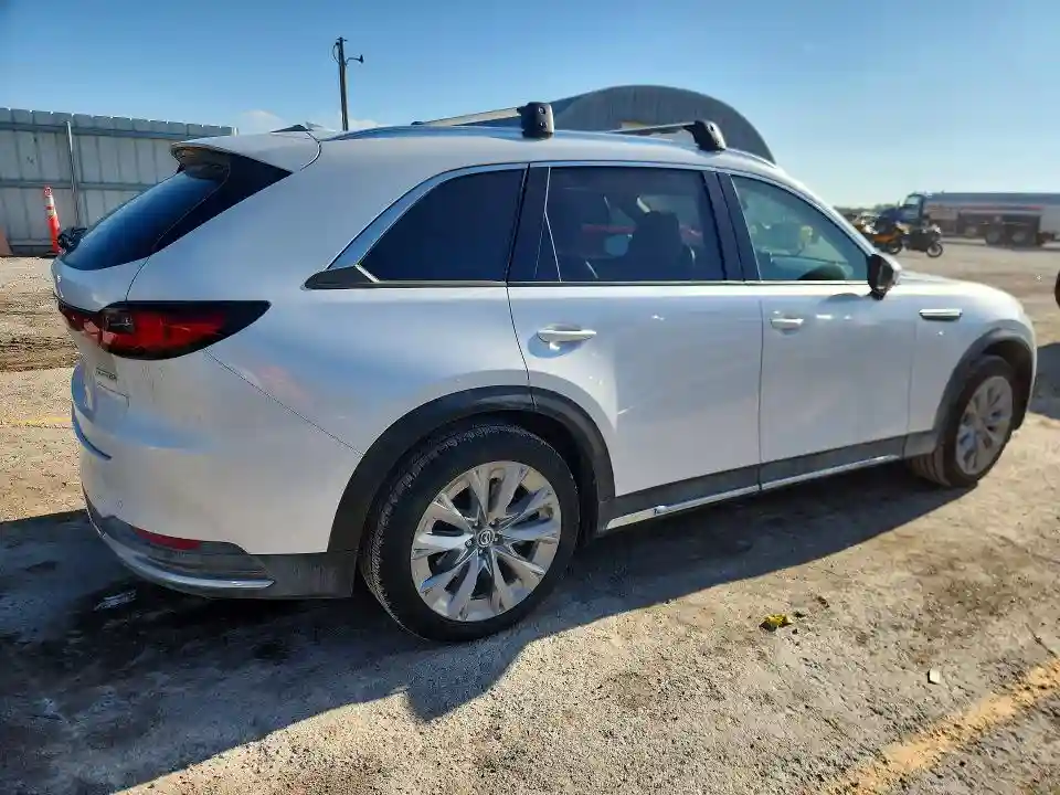 JM3KKDHDXR1180832 2024 MAZDA CX-90-2