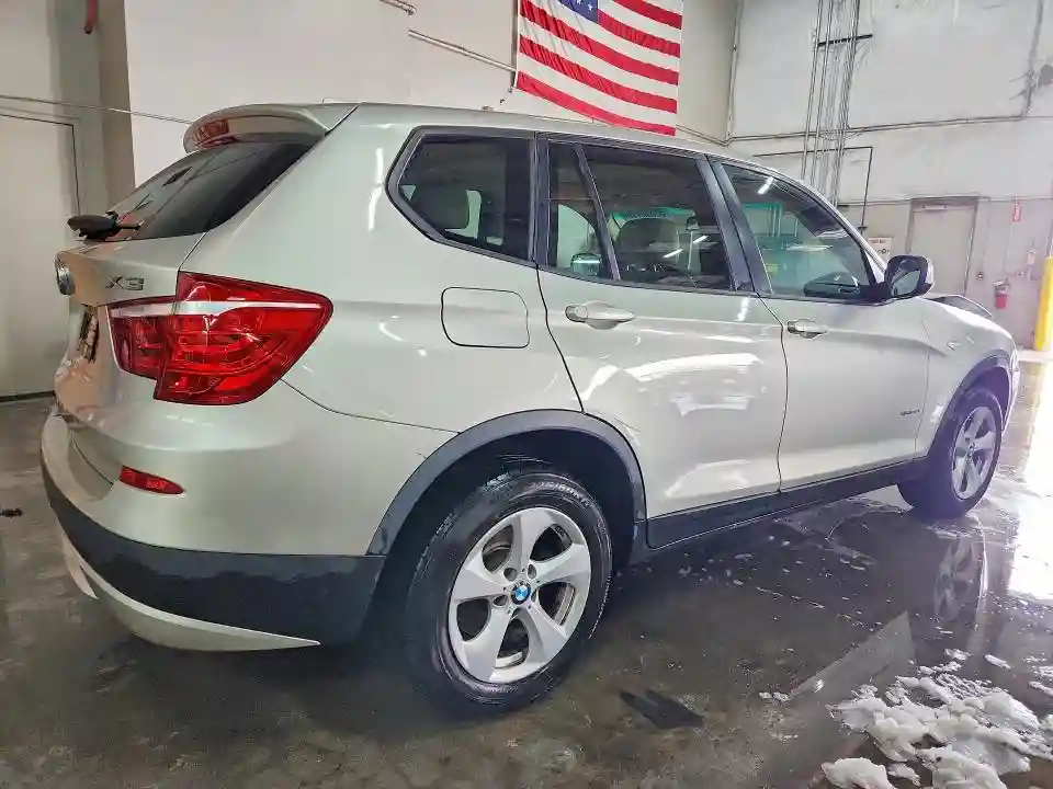 5UXWX5C51BL706212 2011 BMW X3-2