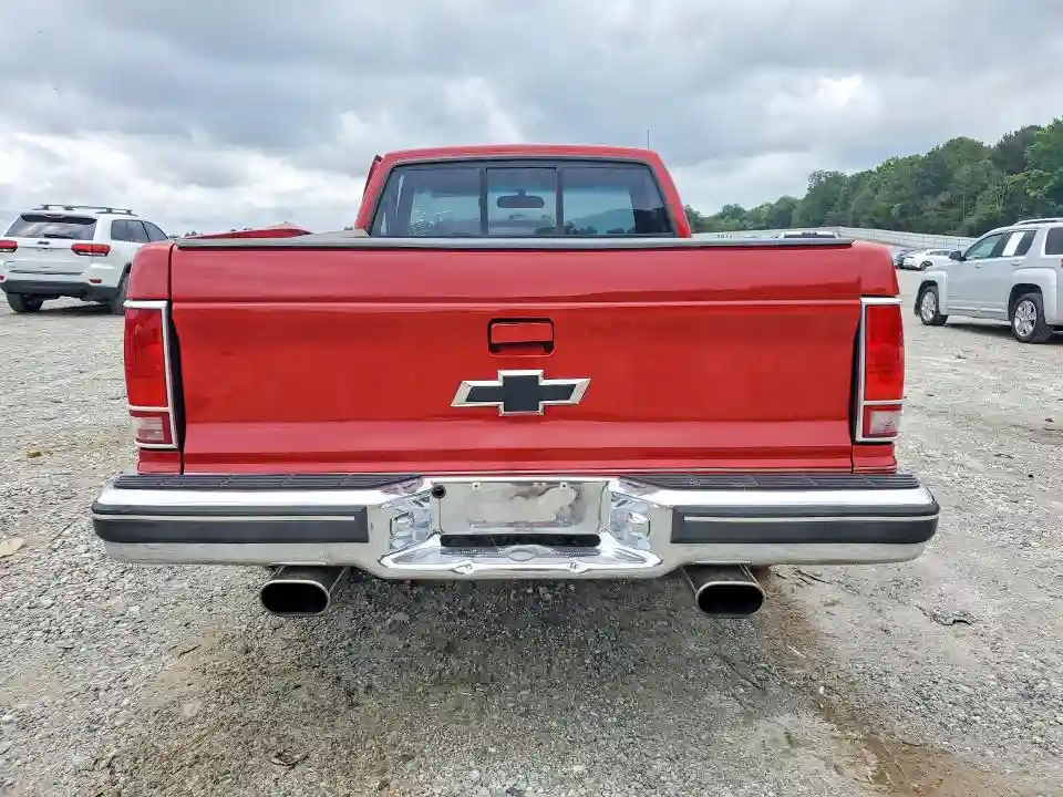 1GCCS14Z5J2273172 1988 CHEVROLET S10-5