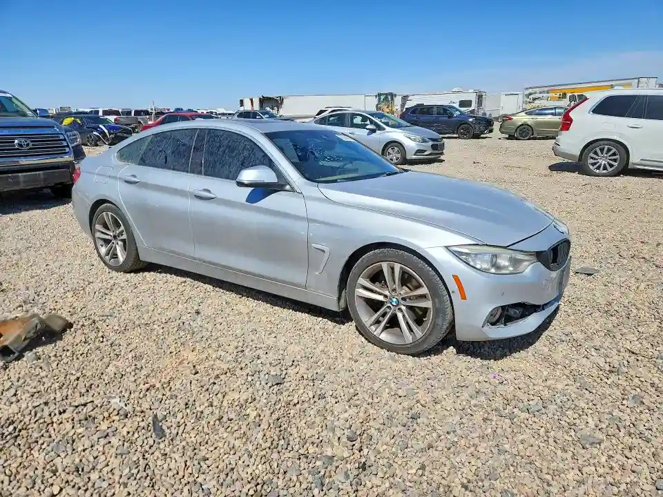 WBA4F7C57HG787240 2017 BMW 4 SERIES-3