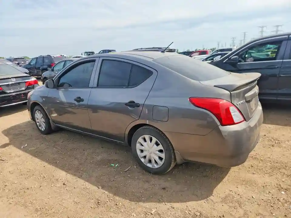 3N1CN7AP7FL819928 2015 NISSAN VERSA-1